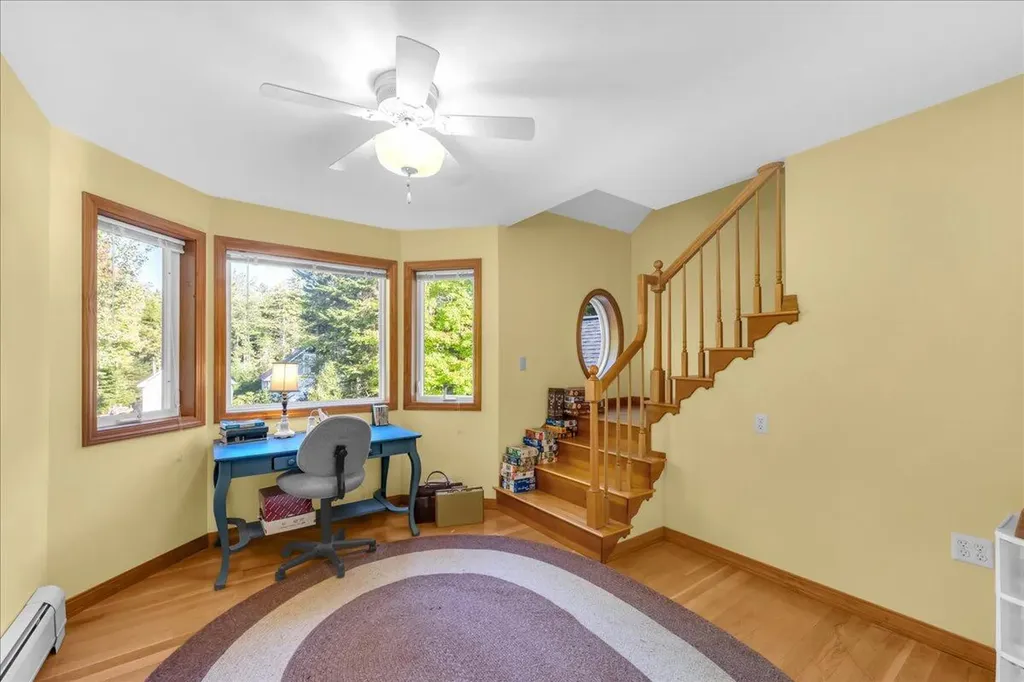 12 Evergreen Lane Surry ME 04684