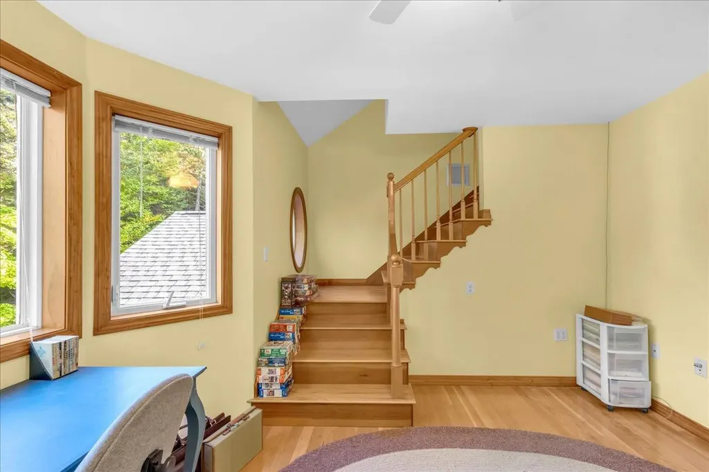 12 Evergreen Lane Surry ME 04684