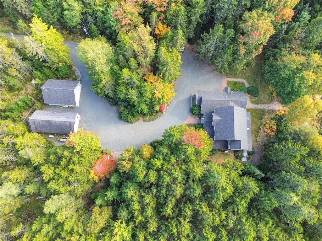 12 Evergreen Lane Surry ME 04684