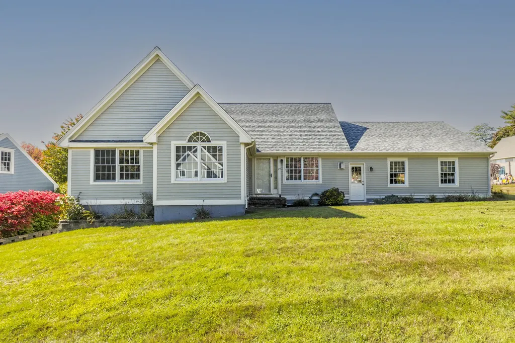 27 Eastfield Road Portland ME 04102
