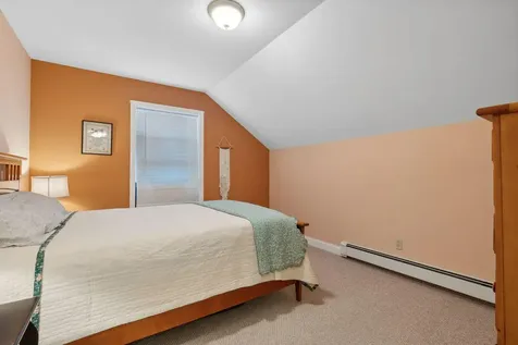 8 Infiniti Way Auburn ME 04210