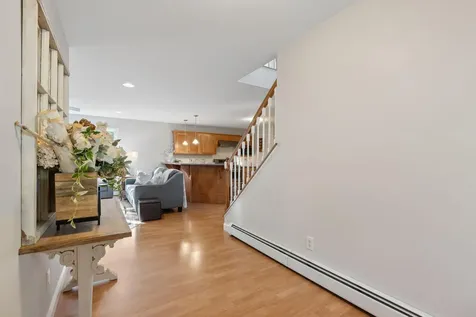 8 Infiniti Way Auburn ME 04210