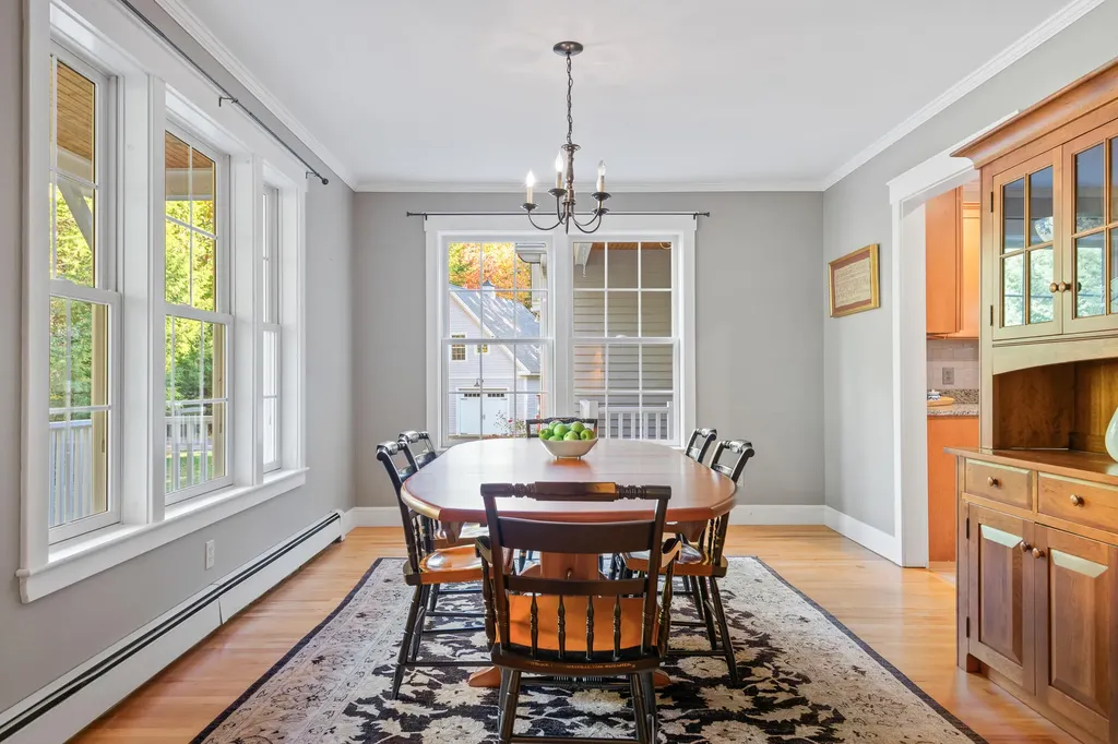 28 Archer Lane Cumberland ME 04021
