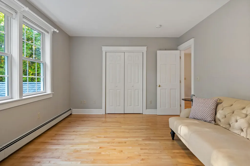 28 Archer Lane Cumberland ME 04021