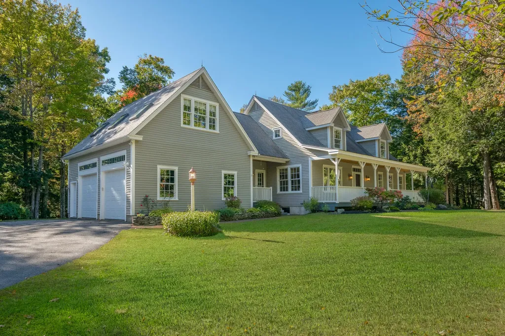 28 Archer Lane Cumberland ME 04021