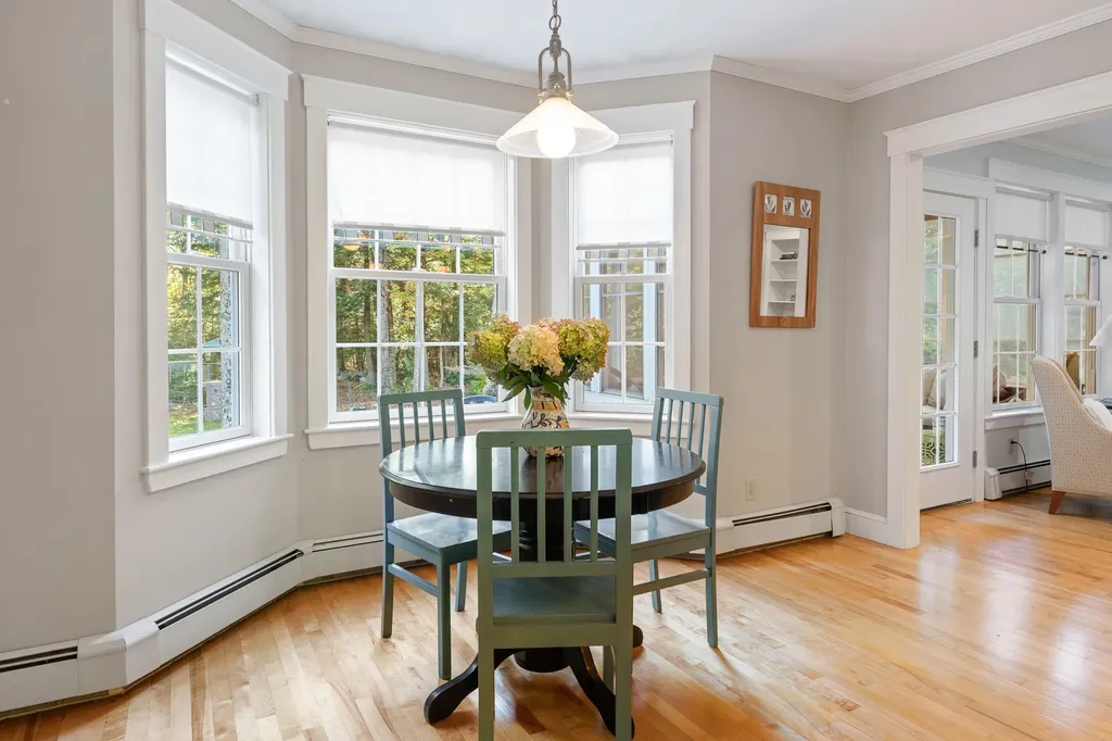 28 Archer Lane Cumberland ME 04021