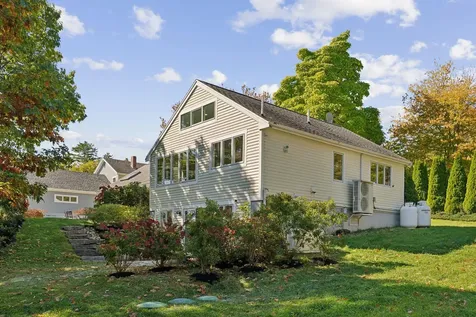 31 Windemere Road Brunswick ME 04011