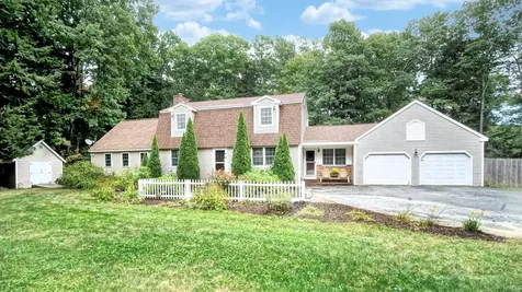 11 Hillcrest Road Windham ME 04062