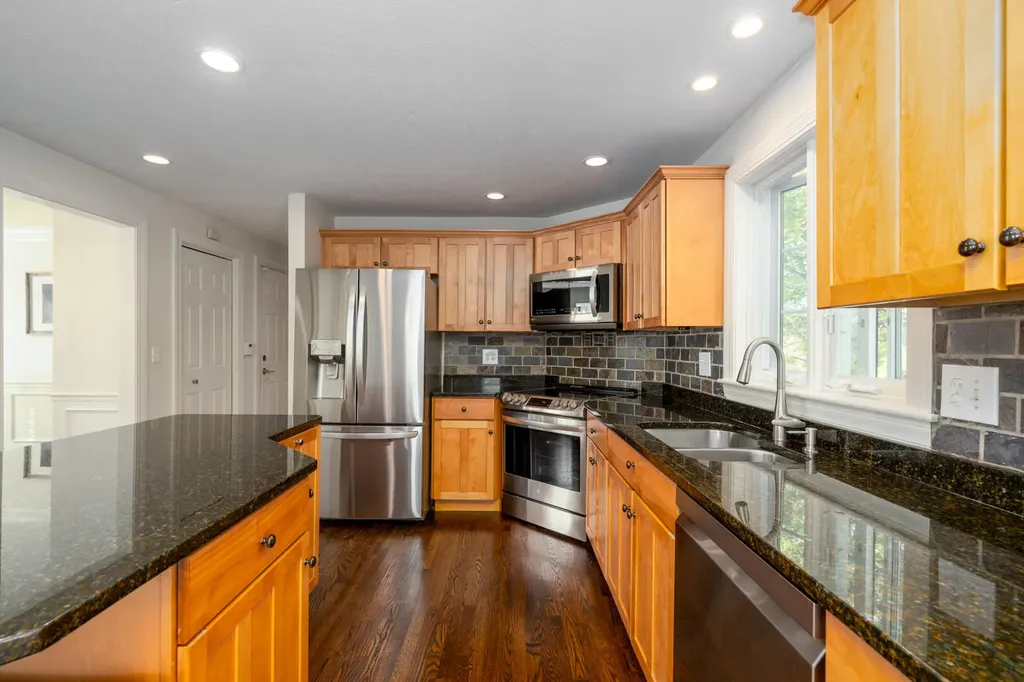 32 Shamrock Drive Gorham ME 04038