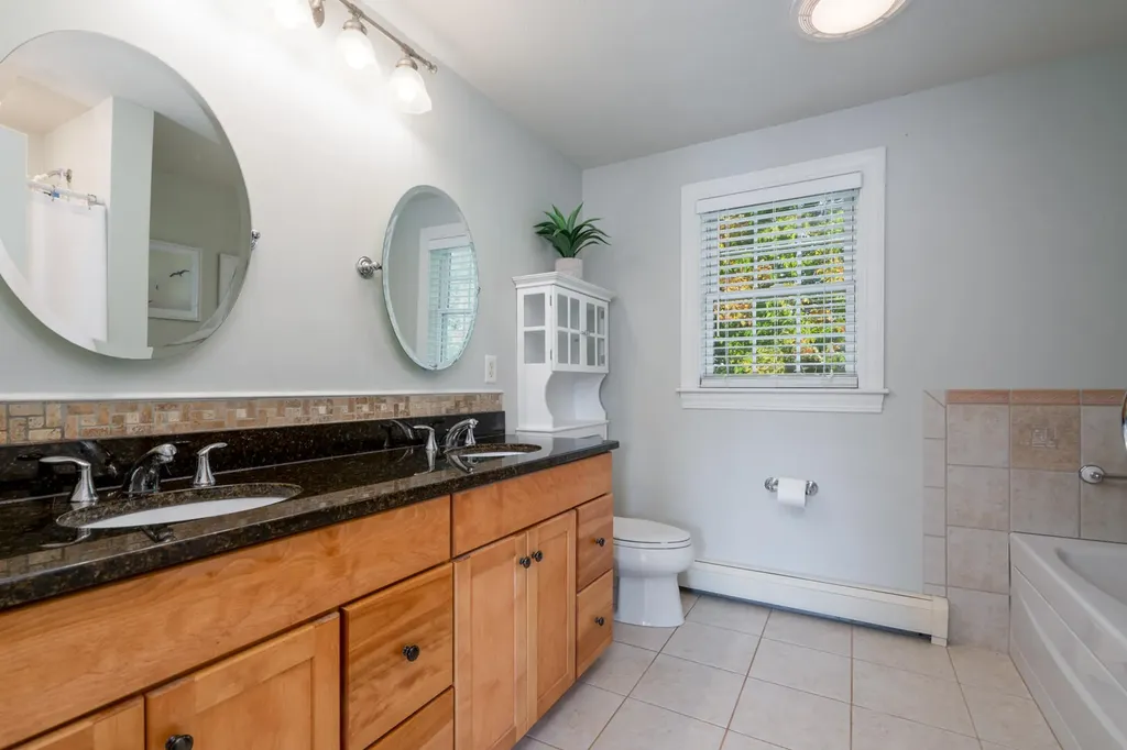 32 Shamrock Drive Gorham ME 04038