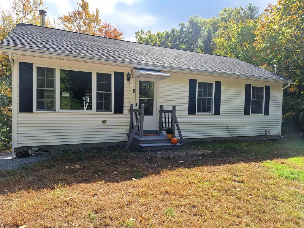 8 Hedgebog Mountain Road Naples ME 04055