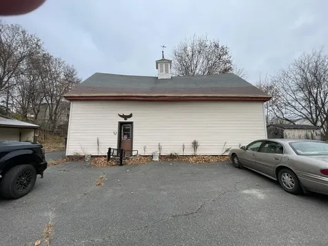 15 Veteran Court Waterville ME 04901