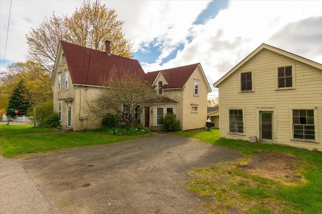 1024 Commercial Street Rockport ME 04856