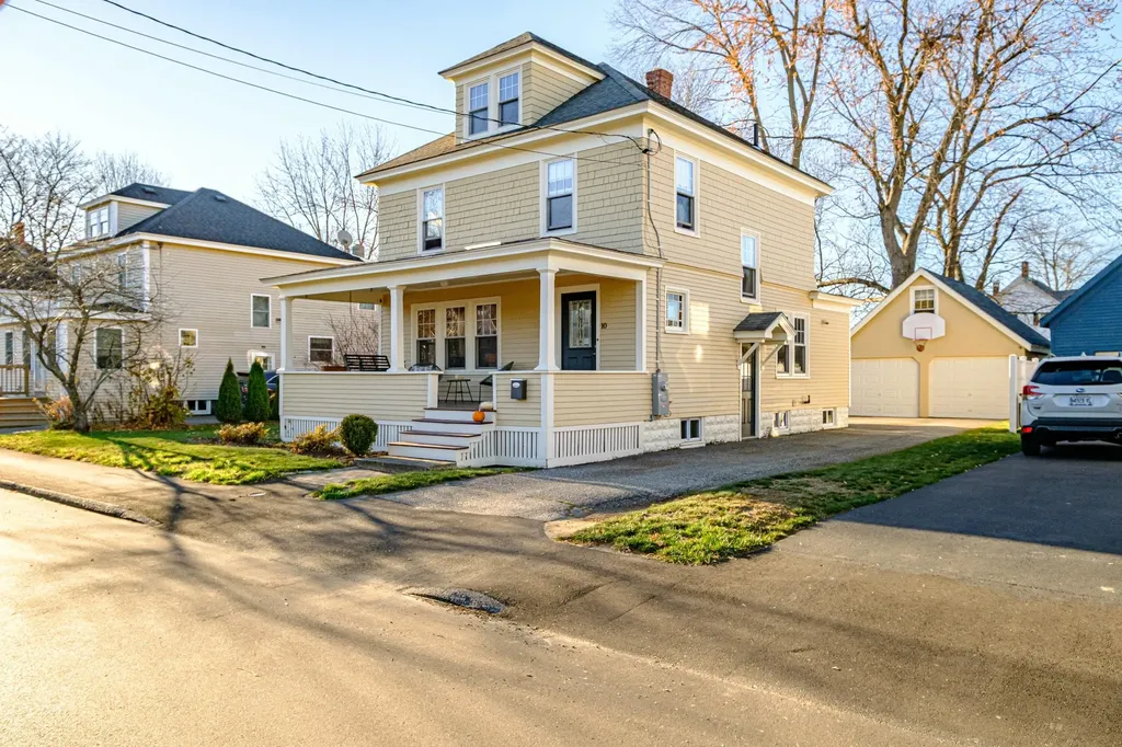 10 Locke Street Saco ME 04072