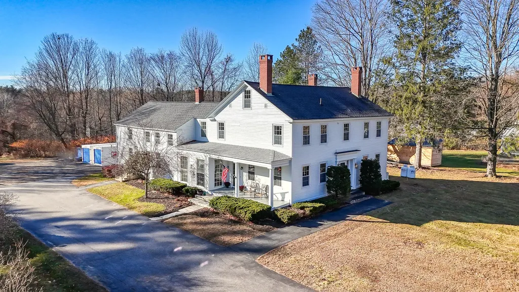 60 Readfield Road Manchester ME 04351