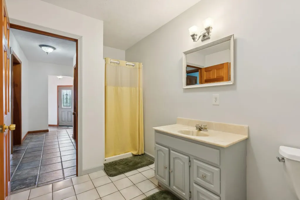 16 River View Drive Naples ME 04055