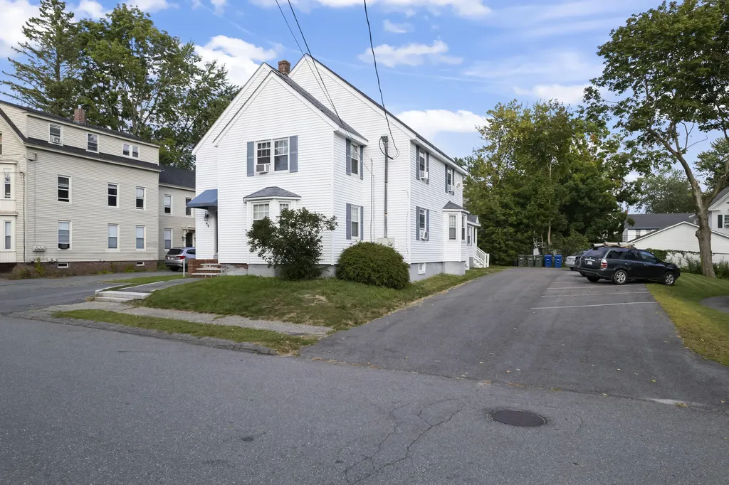 90 Mechanic Street Westbrook ME 04092