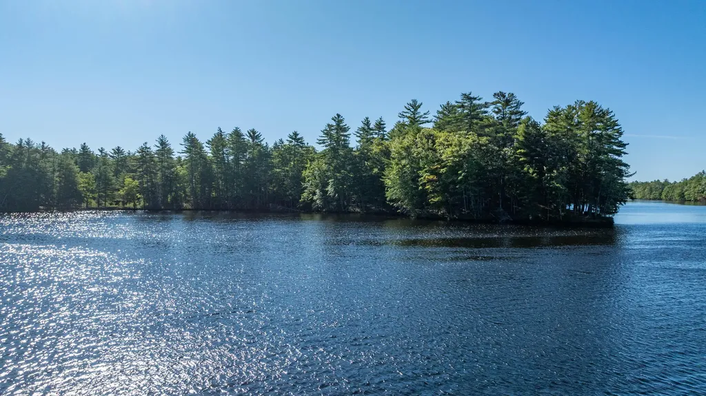 138 Fairview Drive Waterboro ME 04061