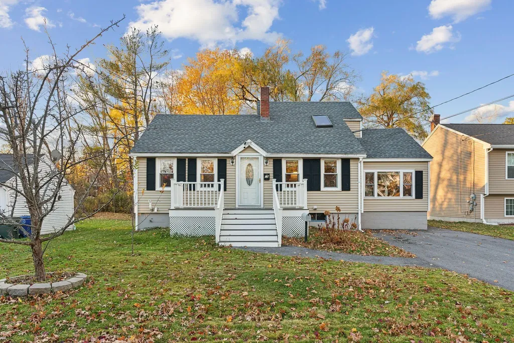 59 Colonial Road Westbrook ME 04092