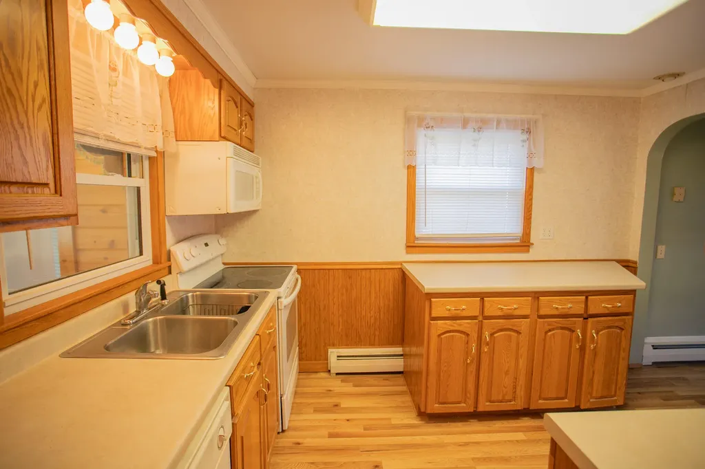 25 Sunbury Avenue Bangor ME 04401