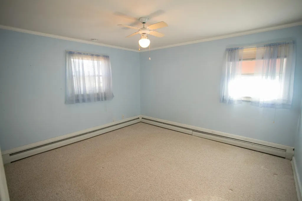 25 Sunbury Avenue Bangor ME 04401