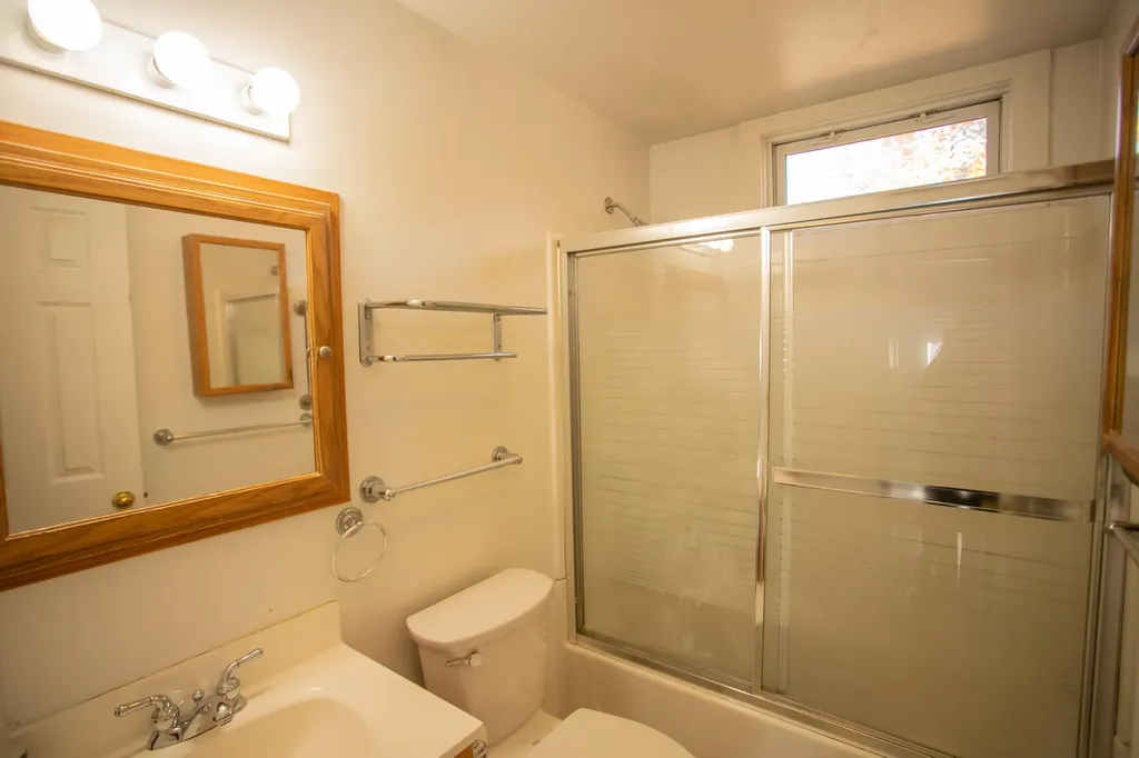 25 Sunbury Avenue Bangor ME 04401