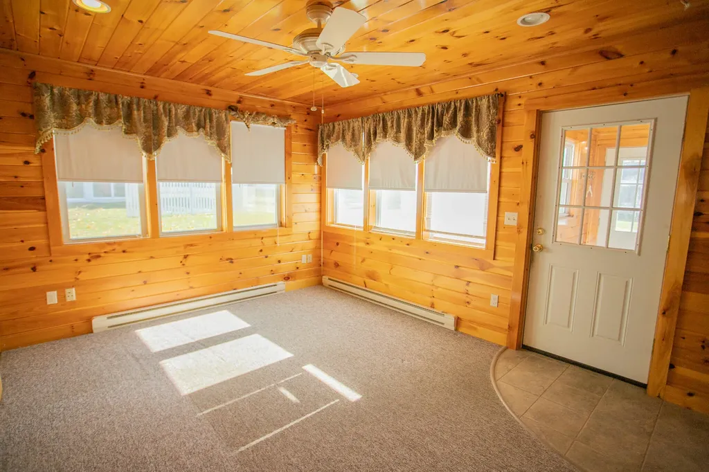 25 Sunbury Avenue Bangor ME 04401