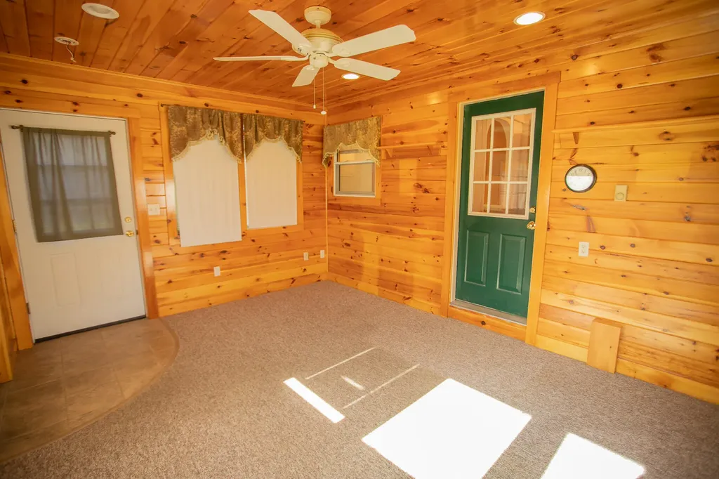 25 Sunbury Avenue Bangor ME 04401