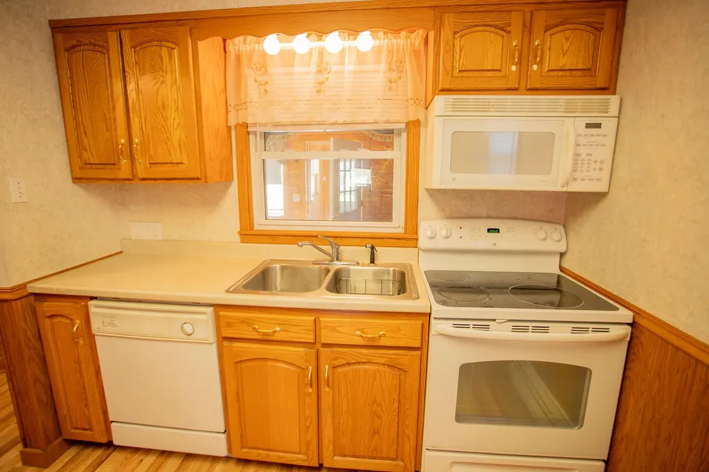 25 Sunbury Avenue Bangor ME 04401