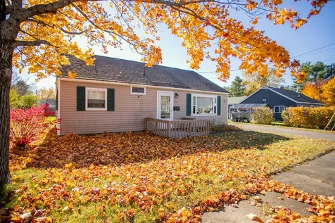 25 Sunbury Avenue Bangor ME 04401