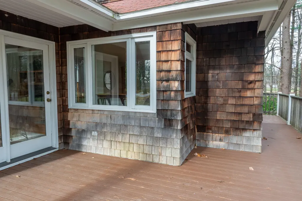 24 Shingle Way Portland ME 04103