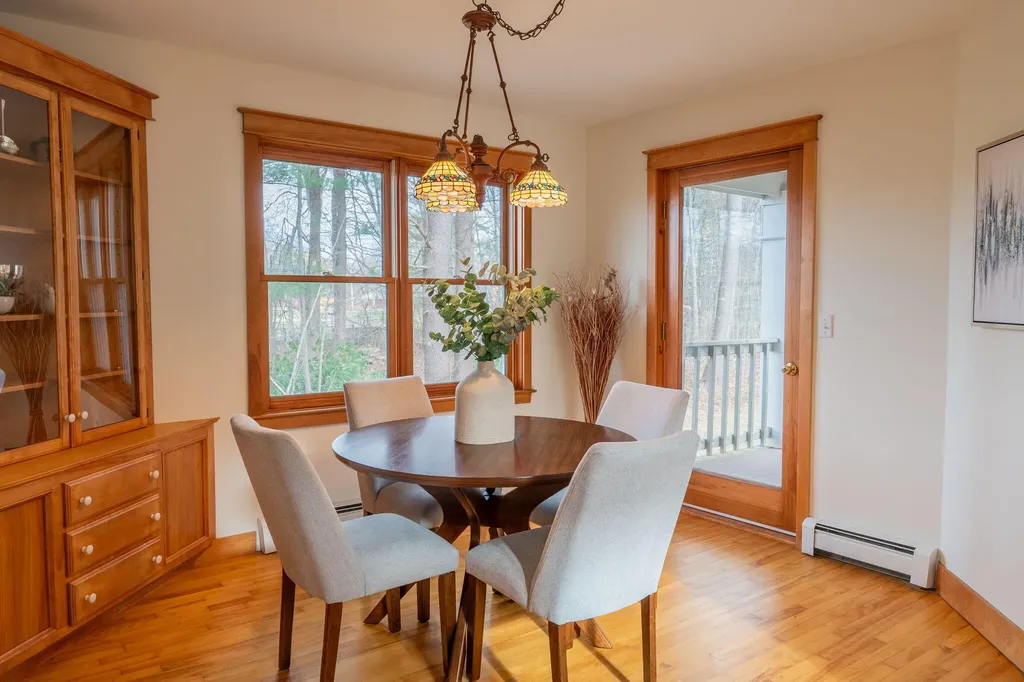 24 Shingle Way Portland ME 04103