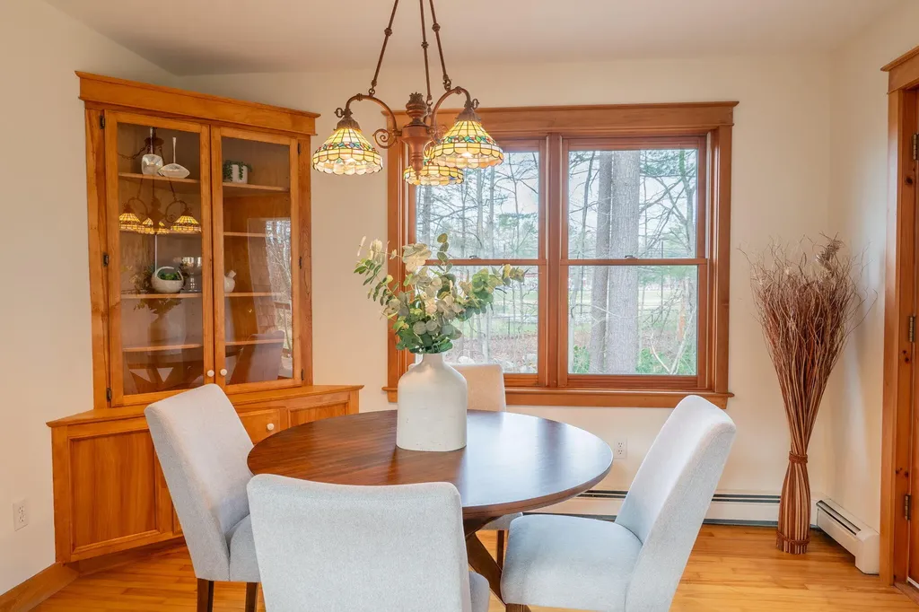 24 Shingle Way Portland ME 04103