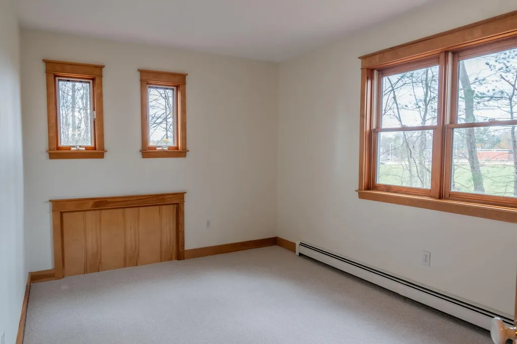24 Shingle Way Portland ME 04103