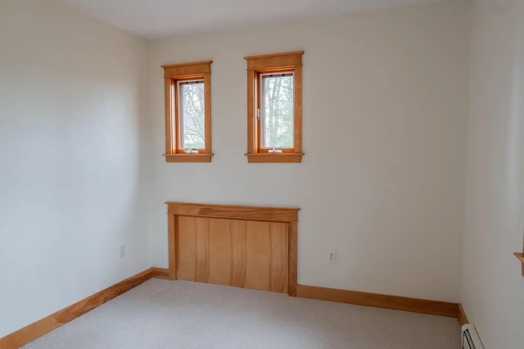 24 Shingle Way Portland ME 04103