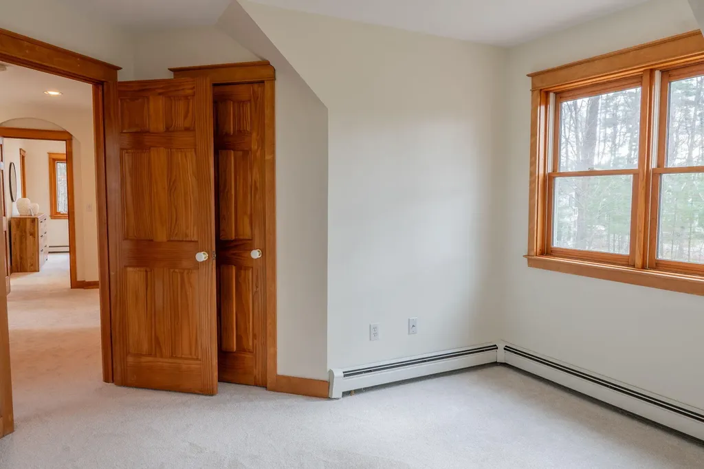 24 Shingle Way Portland ME 04103