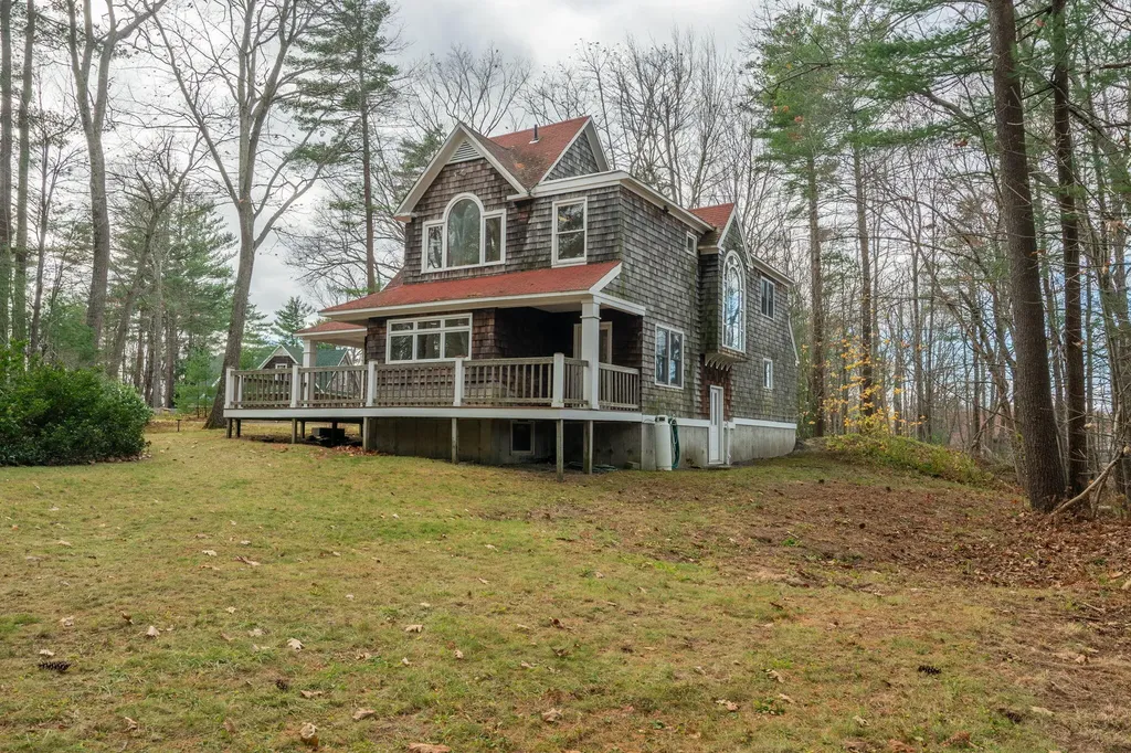 24 Shingle Way Portland ME 04103