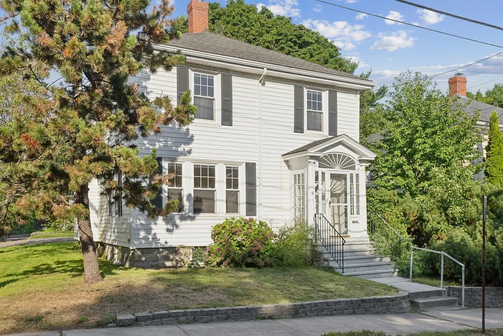 19 Exeter Street Portland ME 04102