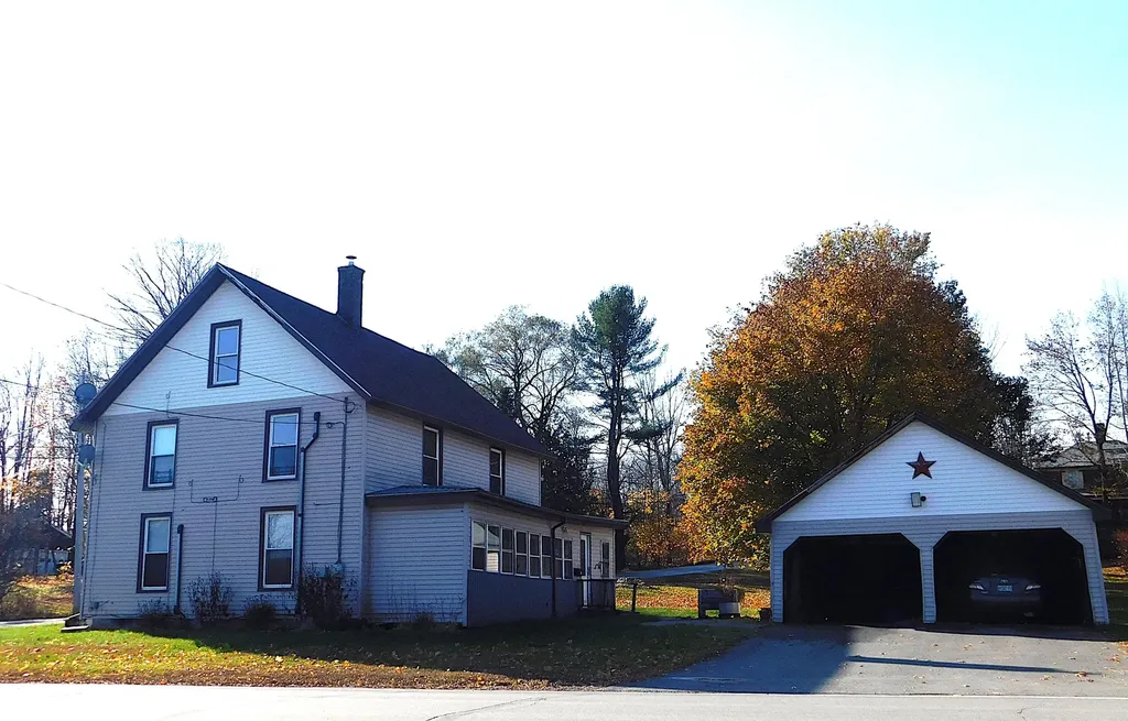 36 Liberty Street Dexter ME 04930