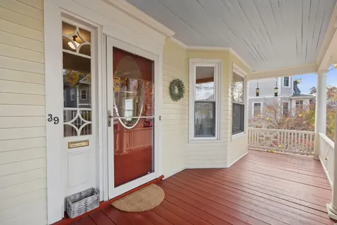 39 Lawn Avenue Portland ME 04103