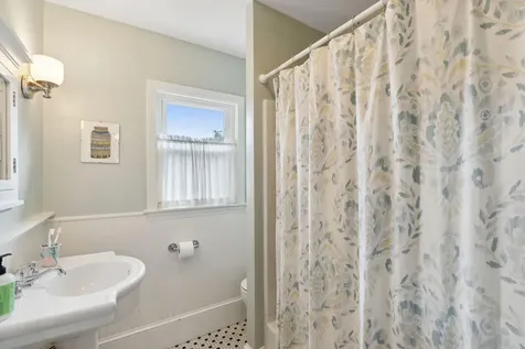 39 Lawn Avenue Portland ME 04103
