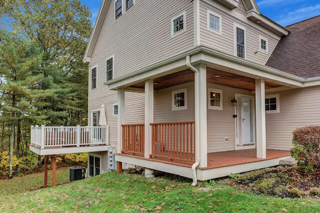 54 Ridge Road Portland ME 04103
