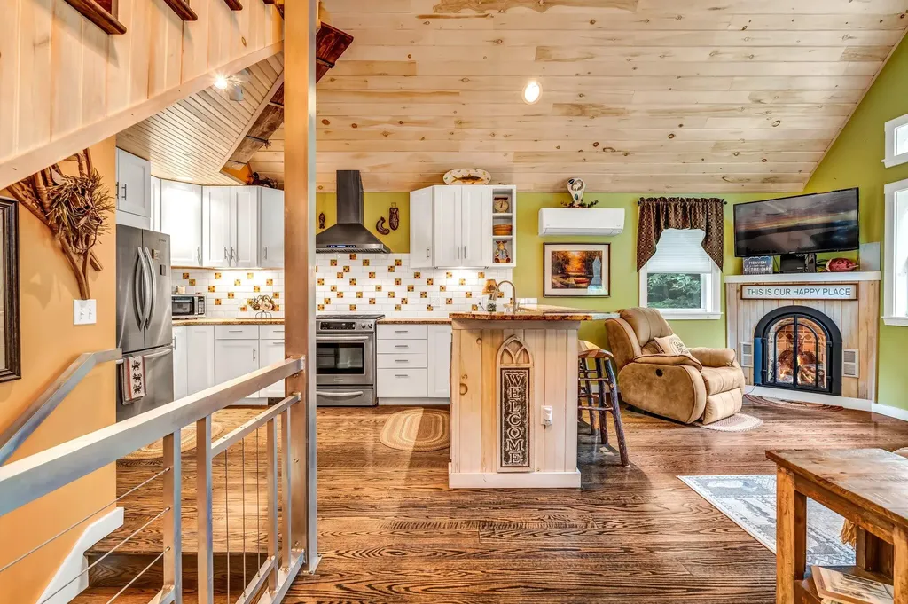 381 Great Moose Drive Hartland ME 04943