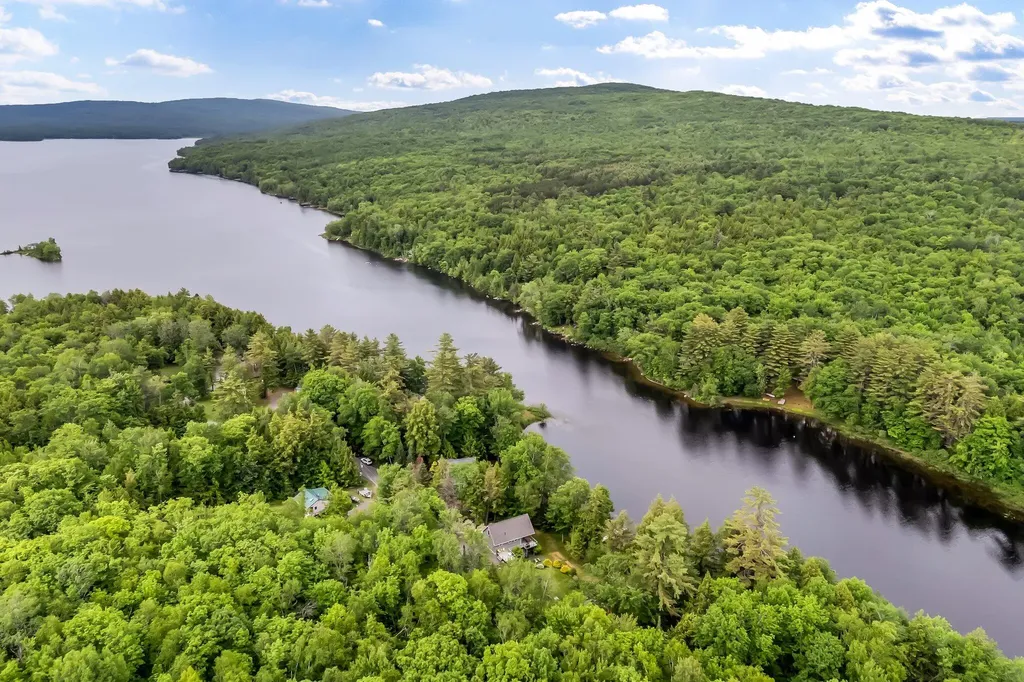 381 Great Moose Drive Hartland ME 04943