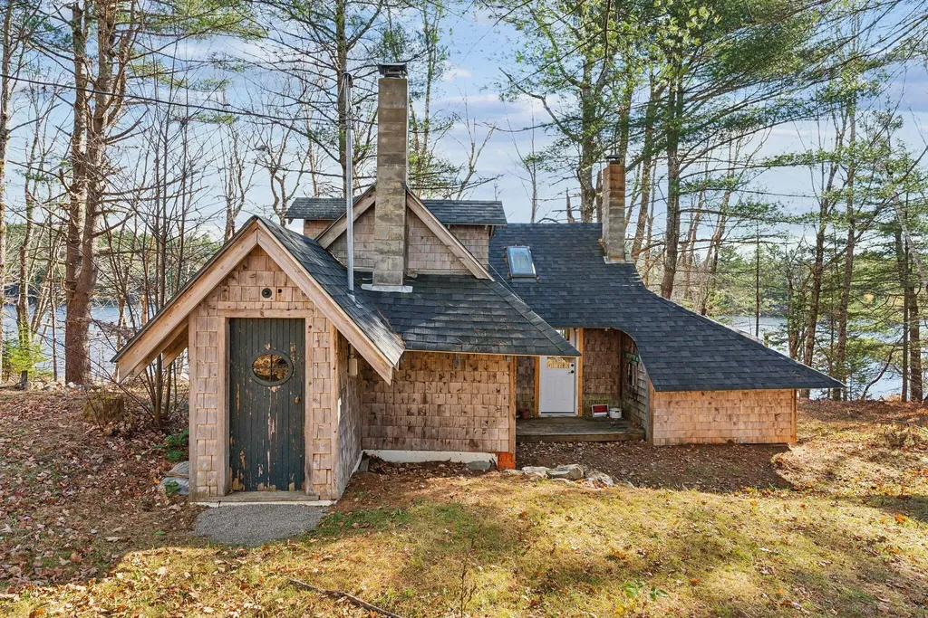 1399 Level Hill Road Palermo ME 04354