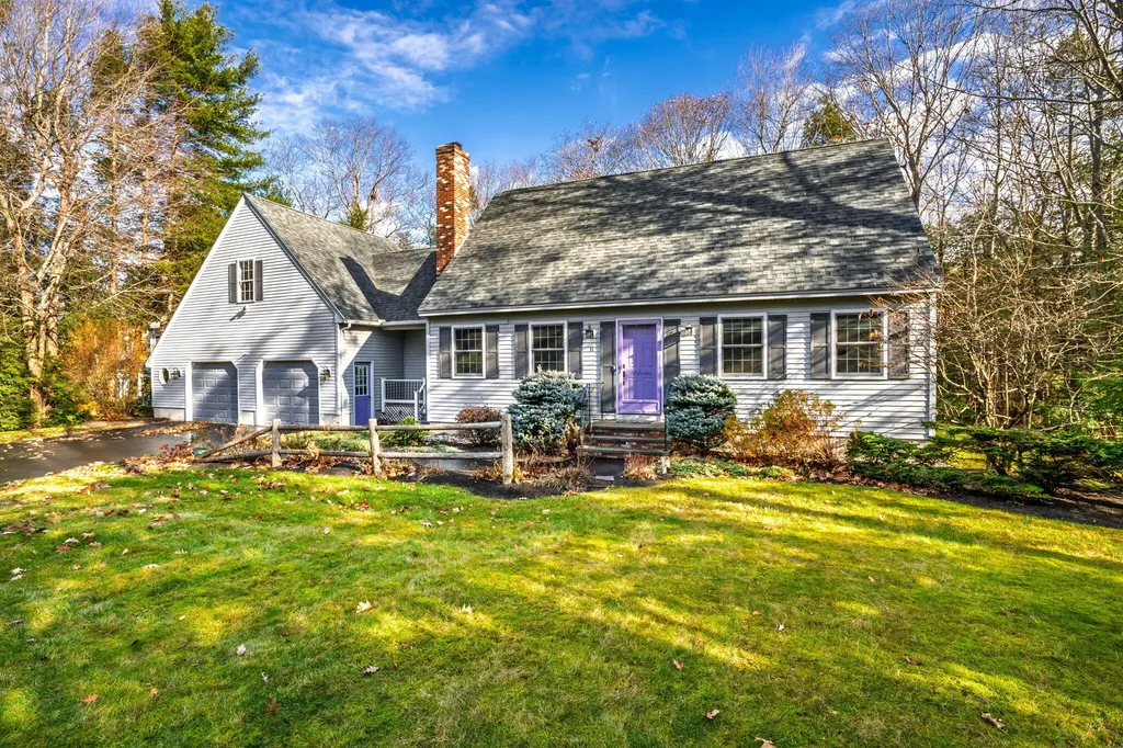 11 Plymouth Drive Saco ME 04072