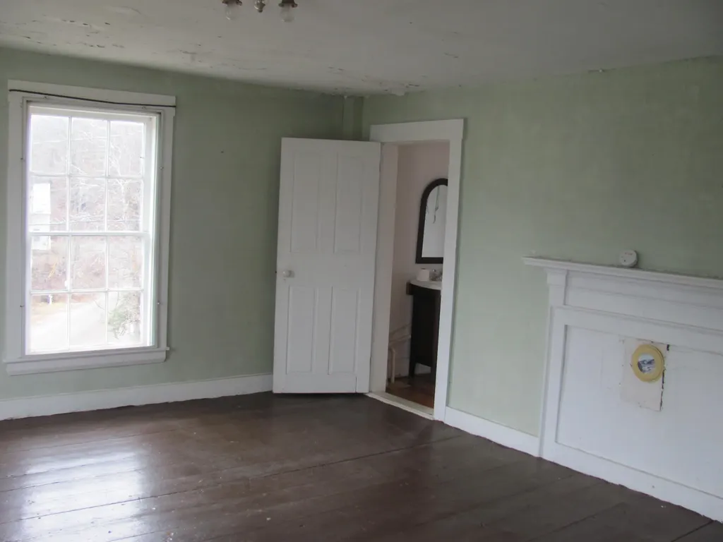 20 Front Street Sumner ME 04292