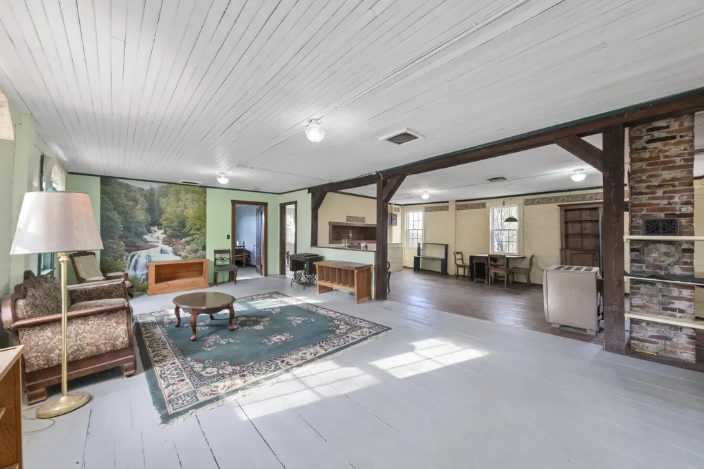 108 Common Road Union ME 04862