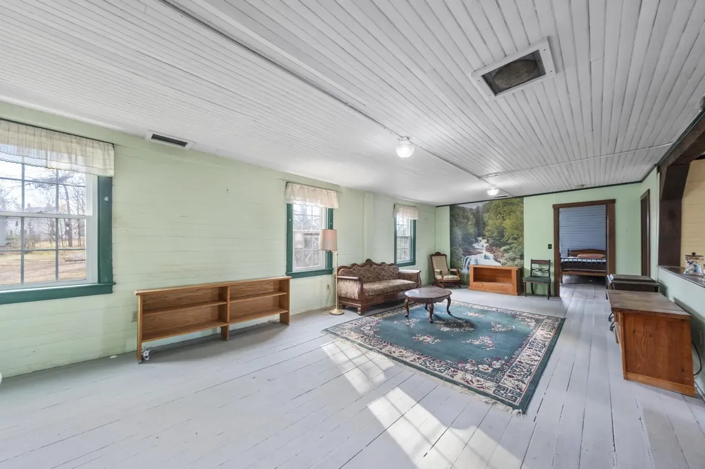 108 Common Road Union ME 04862