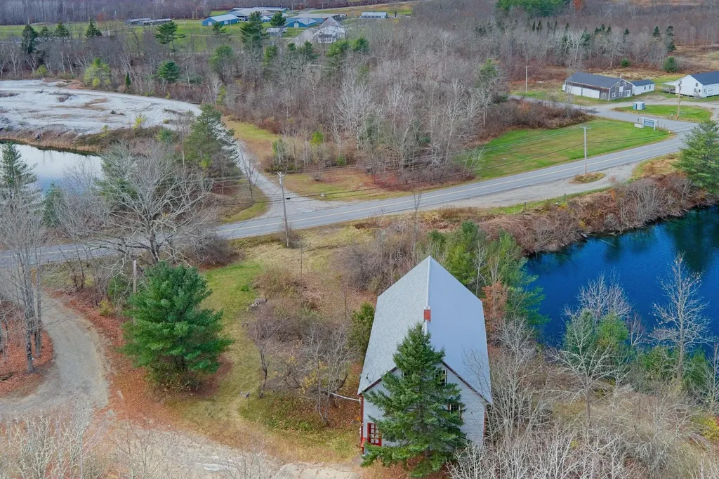 108 Common Road Union ME 04862
